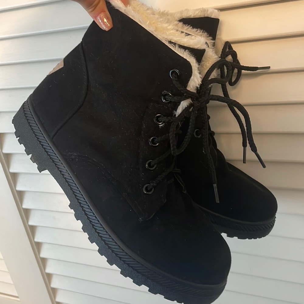 Women’s soft winter boots